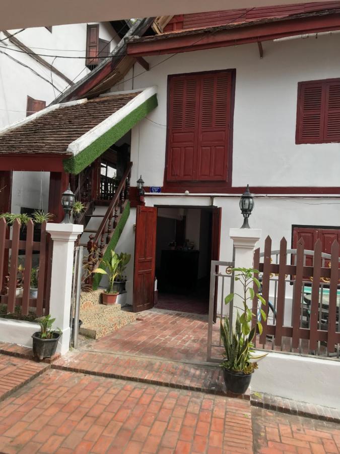 Chittana Guesthouse Luang Prabang Esterno foto